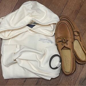 ⭐️ BNWT ⭐️ Vineyard Vines Off-White Surfside Pullover / Hoodie 🐳